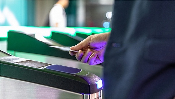 新华社调查手机交通卡开卡费：标准各异，有的可退有的不行