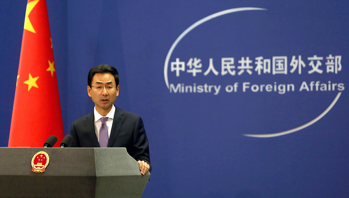 外交部回应孟晚舟女士被逮捕：要求立即释放被拘押的人员