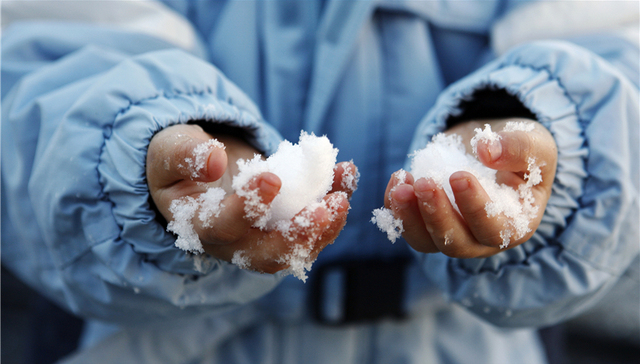 冻哭！今冬首个棉裤预警发布，全国八成地区需棉裤护体