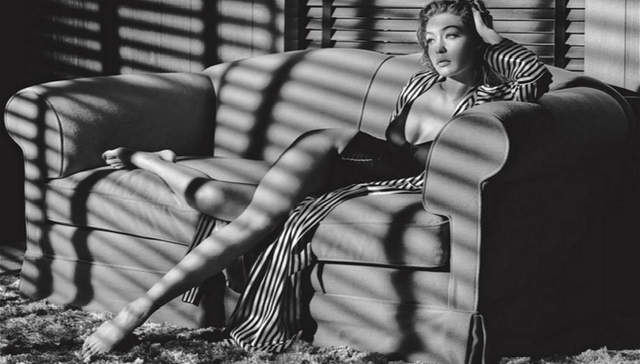 从“情色艺术”到“追逐梦想的女性”，倍耐力年历你变了