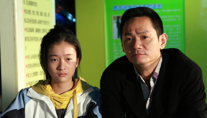 【个人意见】《狗十三》：青春只会带来阵痛 怎么度过就看个人修行