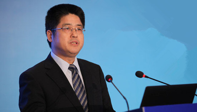 外交部召见美国驻华大使：立即撤销对中国公民的逮捕令