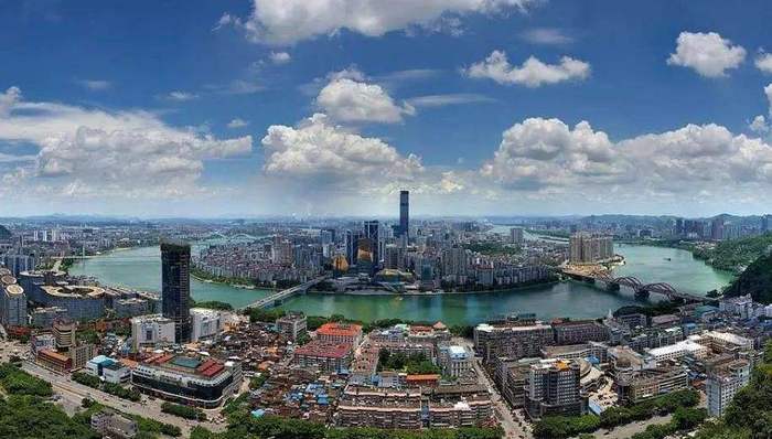 壮乡踏歌绣辉煌——写在广西壮族自治区成立60周年之际