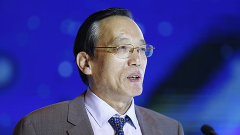 刘世锦：中国还需“摸着石头过河”|改革开放四十周年•思想者⑥