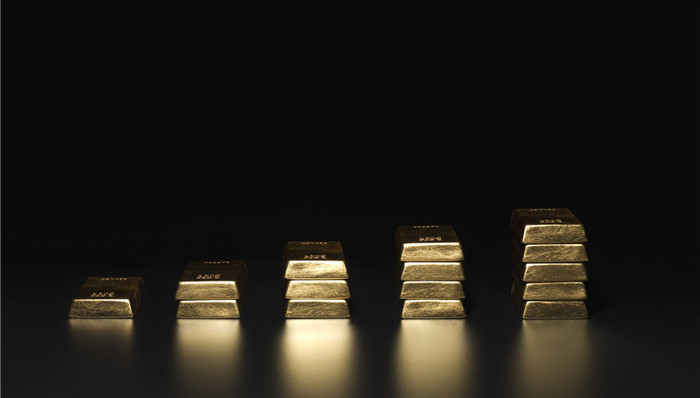 这块屏幕可能无法改变命运，但却能造就亿万富豪夫妻