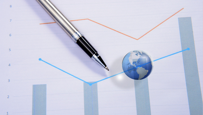 继续保持战略定力，积极有为执行政策