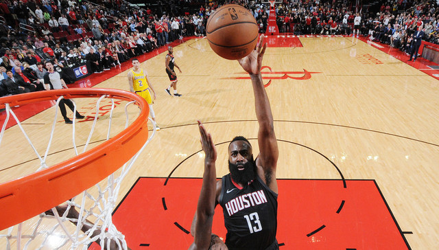 【体育晚报】哈登50+三双火箭大胜湖人 羽联总决赛石宇奇小组第一出线