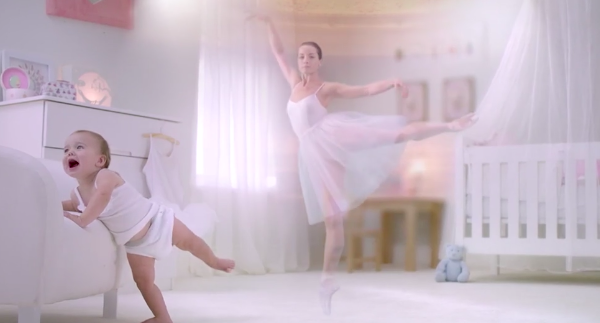 马路杀手女司机、丧偶式育儿的丈夫，都要从英国广告里消失了