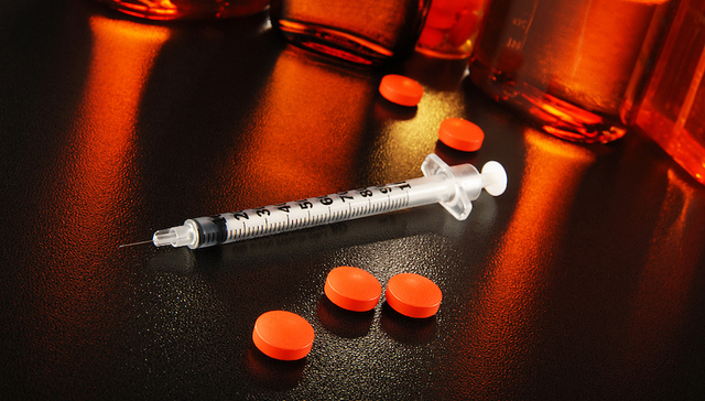 歌手,社区戒毒,吸毒,毒品,明星