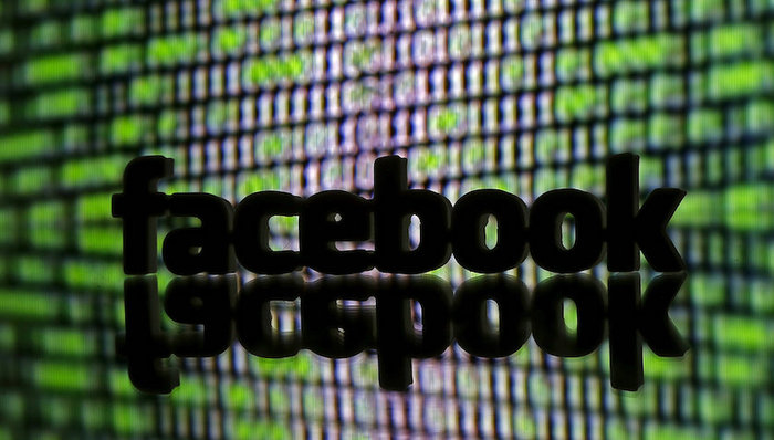 通俄门,,社交媒体,,非裔美国人,