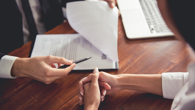 简历代写生意兴盛，要价百元以上的简历到底值不值？