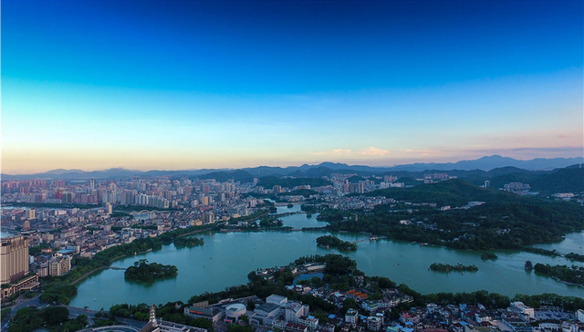 12月双流最高楼面价8630元/㎡ 170轮出价四川万景拿下