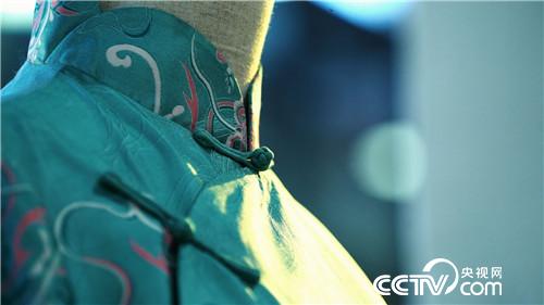 从小作坊到大企业 农民创业者让中国丝绸时尚全球