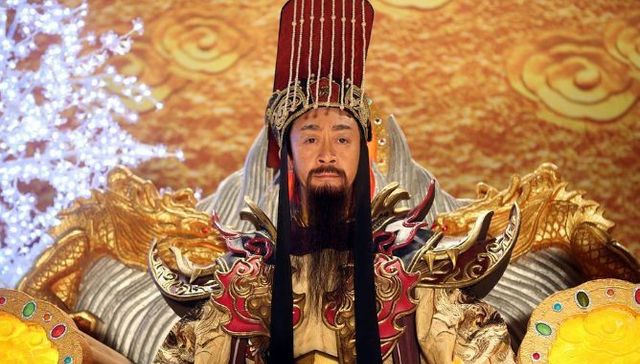 【思想界】六小龄童被群嘲：是“人设崩塌”，还是“网络狂欢”？