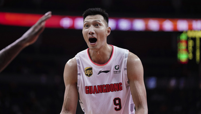 【体育早报】易建联回归助广东锁定CBA半程冠军 iG德玛西亚杯登顶