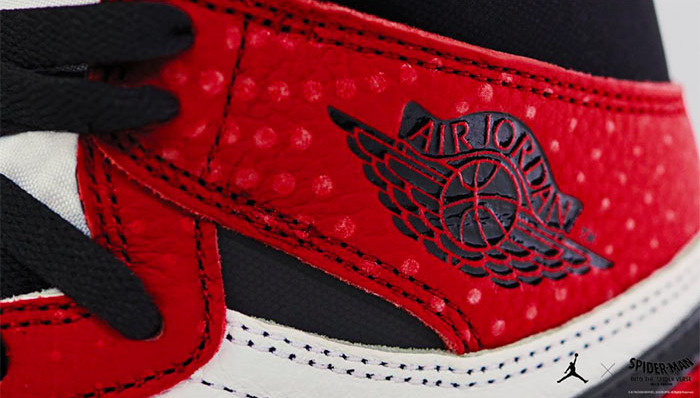 跨界电影《蜘蛛侠》，这次耐克和索尼一起植入了Air Jordan 1球鞋