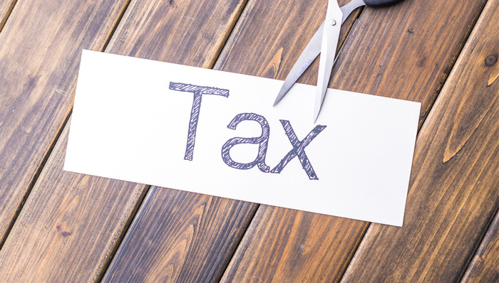 减税的同时也需要推动降费