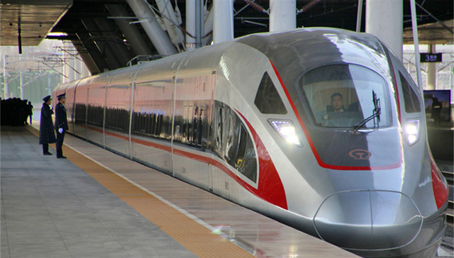 济青高铁正式开通运营，北京至青岛行程缩短近一小时