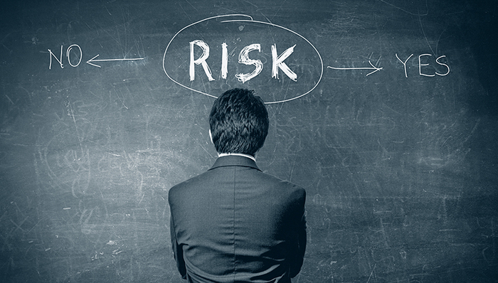 公司管理者行为不受控：投资者逃不过的风险