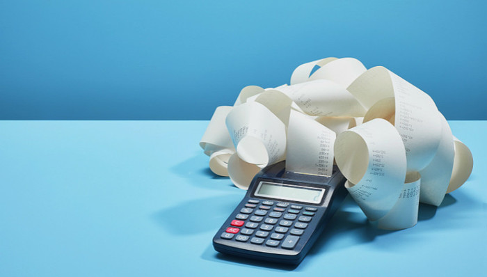 LinkedIn,霍夫曼,商学院,PayPal,Airbnb,客户,产品