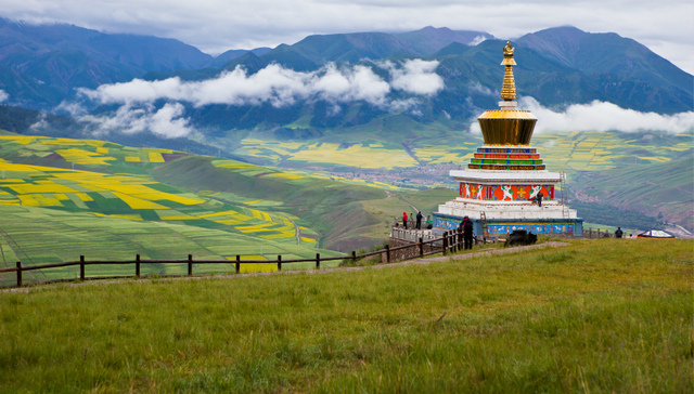 青海民航年旅客吞吐量首次突破700万人次