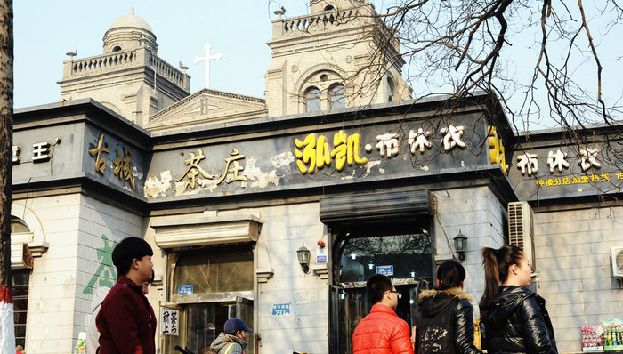 人民网评：不要让“统一招牌”扼杀城市活力