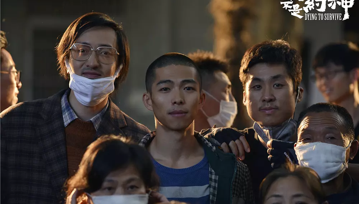 【文娱早报】《北京晨报》1月1日休刊 中国电影评论学会公布2018十大国产影片