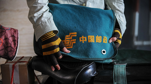 叶其懂：他为上海送信20年，复活“死信”4800多封