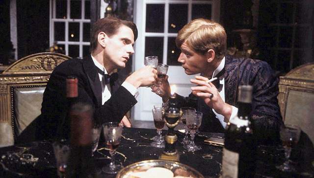 从《故园风雨后》到《永别了，武器》：关于酒的10本佳作