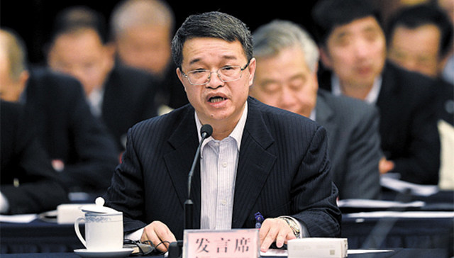 广东省委原常委曾志权被双开：与亲属及企业结成利益共同体