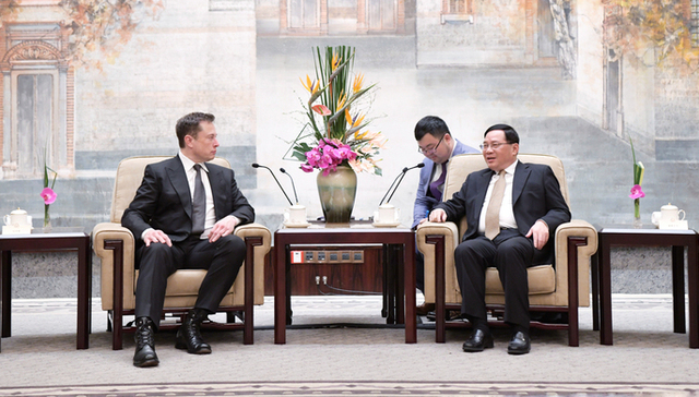 特斯拉上海超级工厂从签约到开工仅用半年！再晤李强、应勇，马斯克惊叹上海速度