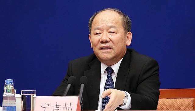 今年发改委将出台稳汽车、家电等热点产品消费的措施