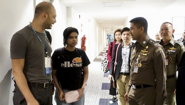 沙特少女,逃离,伊斯兰