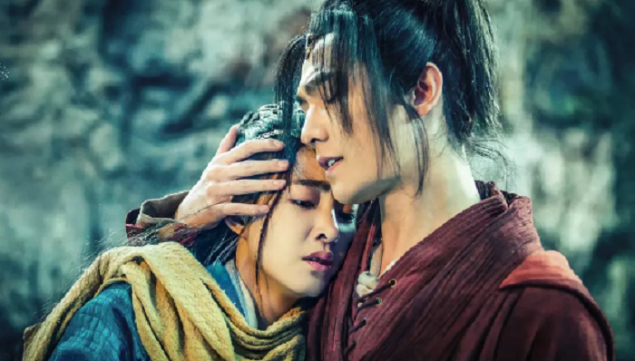 IP剧,美剧,传媒董事长,Netflix,鲜肉,古董局中局,鉴宝,欢乐颂,剧集,改编