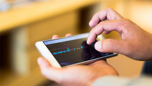 股权质押踩雷拖累业绩 40亿元集体出逃券商板块