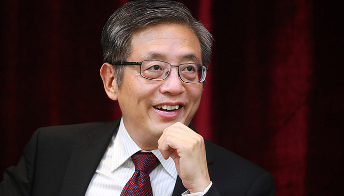 屠光绍：2019年全球投资存三大亮点，中投要处理好变与不变的关系