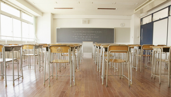 学校,大班额,学生