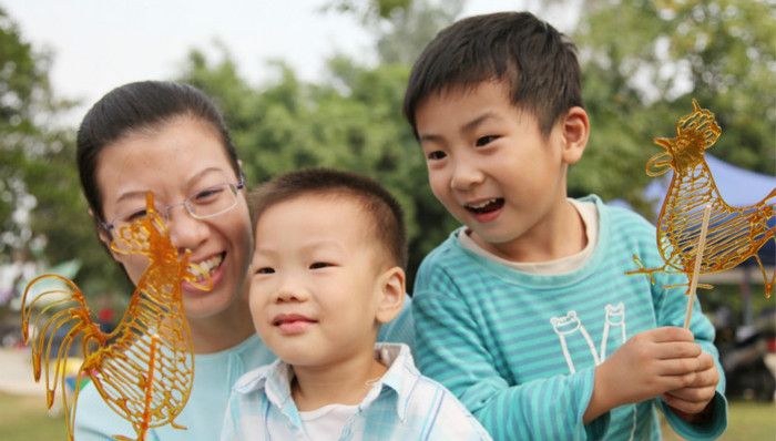 剩女,性别比失衡,农村女性,城市女性,出生人口,未婚女性,2010年,适婚,男女性别比,男性人口