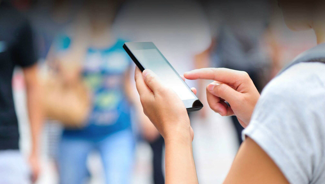 社交媒体,微信,马桶,躲闪,子弹短信