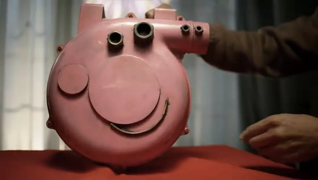 slogan,百雀羚,爆红,啥是佩奇,张大鹏,受众,宣传片,刷屏,品牌广告,影业