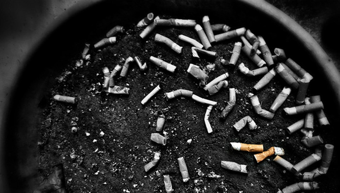 吸烟区,控烟,普通列车,客运列车,PM2.5,绿皮车,判决,严重污染,空气质量监测,乘客乘车