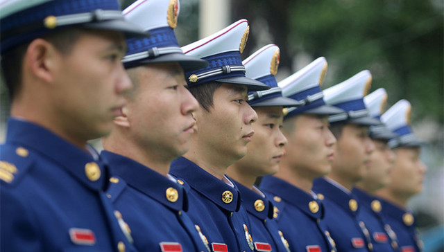 应急管理部,综合性消防救援,消防员