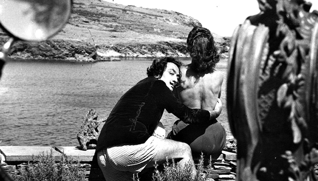 达利，与他颇具争议的“缪斯”