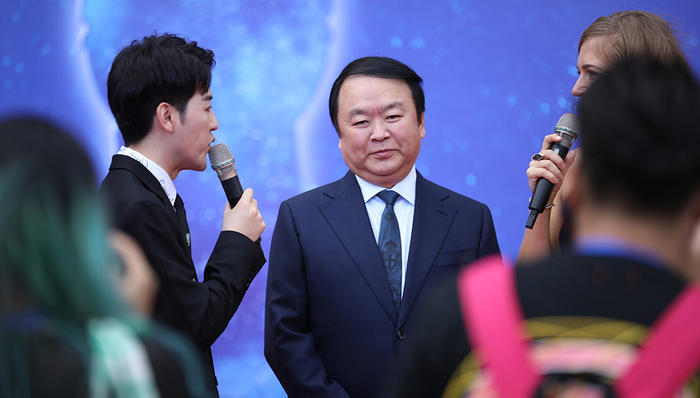 郭靖宇,乐视,杨幂,苏芒,保税港区,投资机构,投资管理,完美世界,投资信息,持股