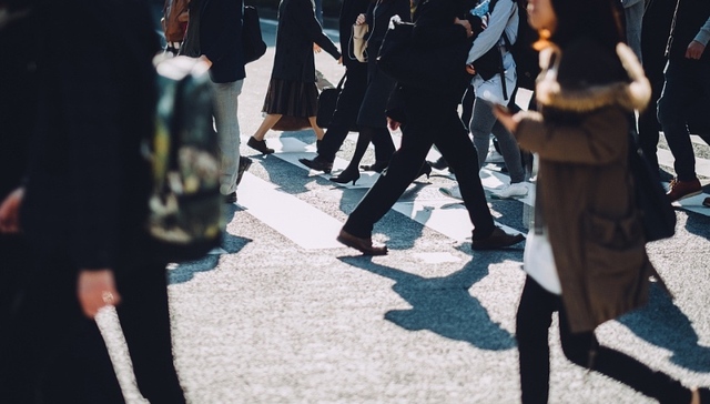 统计局数据,中等收入群体,吉喆,2008年,就业工作,低收入群体,2018年全国时间利用调查公报,城