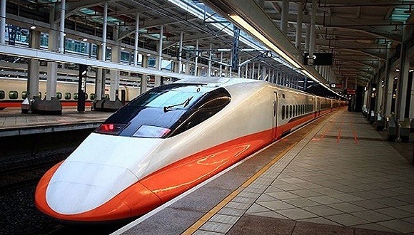 昨天全国铁路发送旅客超1047万人次