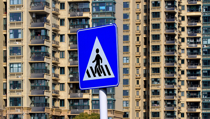 地方两会透露2019年楼市调控信号：多省份提“三稳”，“一城一策”成高频词