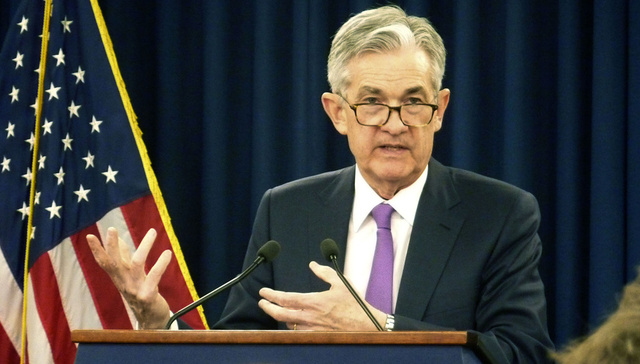 美联储发出暂停加息信号，人民币升破6.7