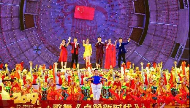 第一次,物理运算,高帧率,高清视频,央视新闻,春晚节目,青春跃起来,超高清,儿子,妈,我回来啦