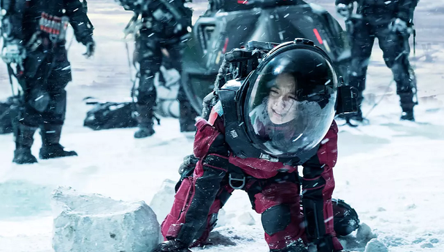 流浪地球,死亡,PTSD,三体,科幻片,吴京,剧本大纲,影评人,疯狂的外星人,施工